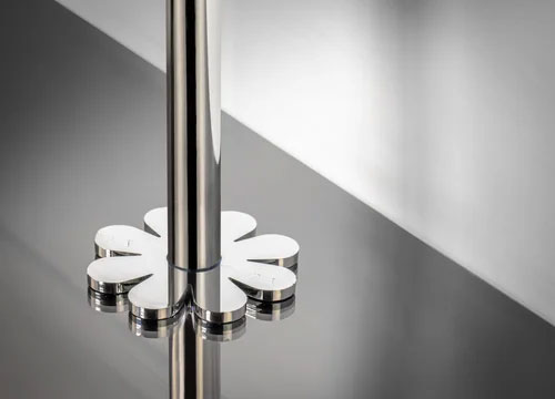 Chrome Petal Pipe Plate